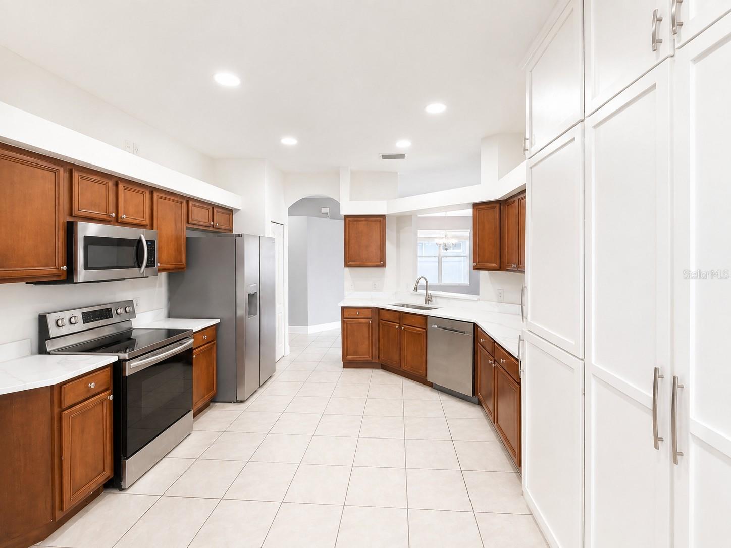 15430 LAKE BELLA VISTA DR