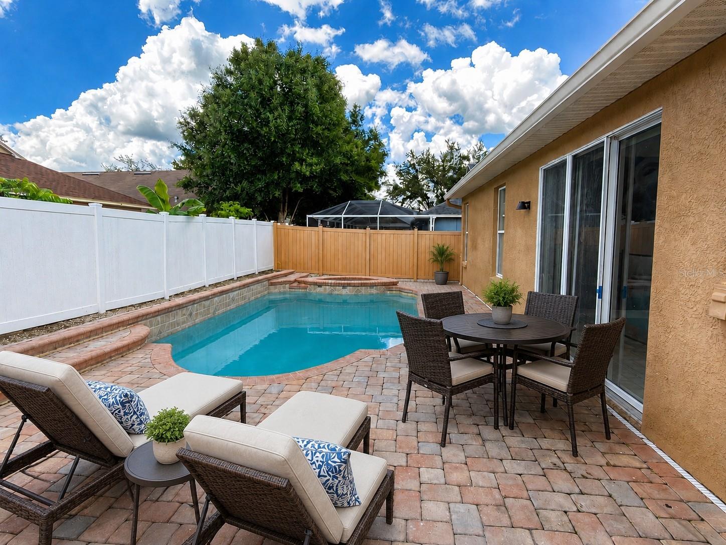 15430 LAKE BELLA VISTA DR