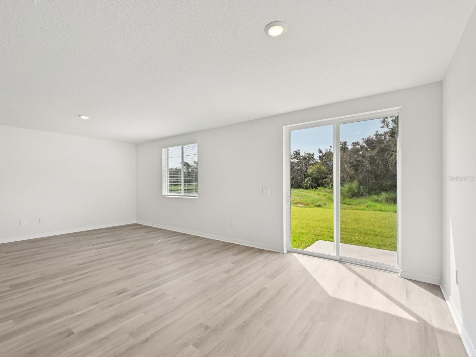 1688 COOLRIDGE PL
