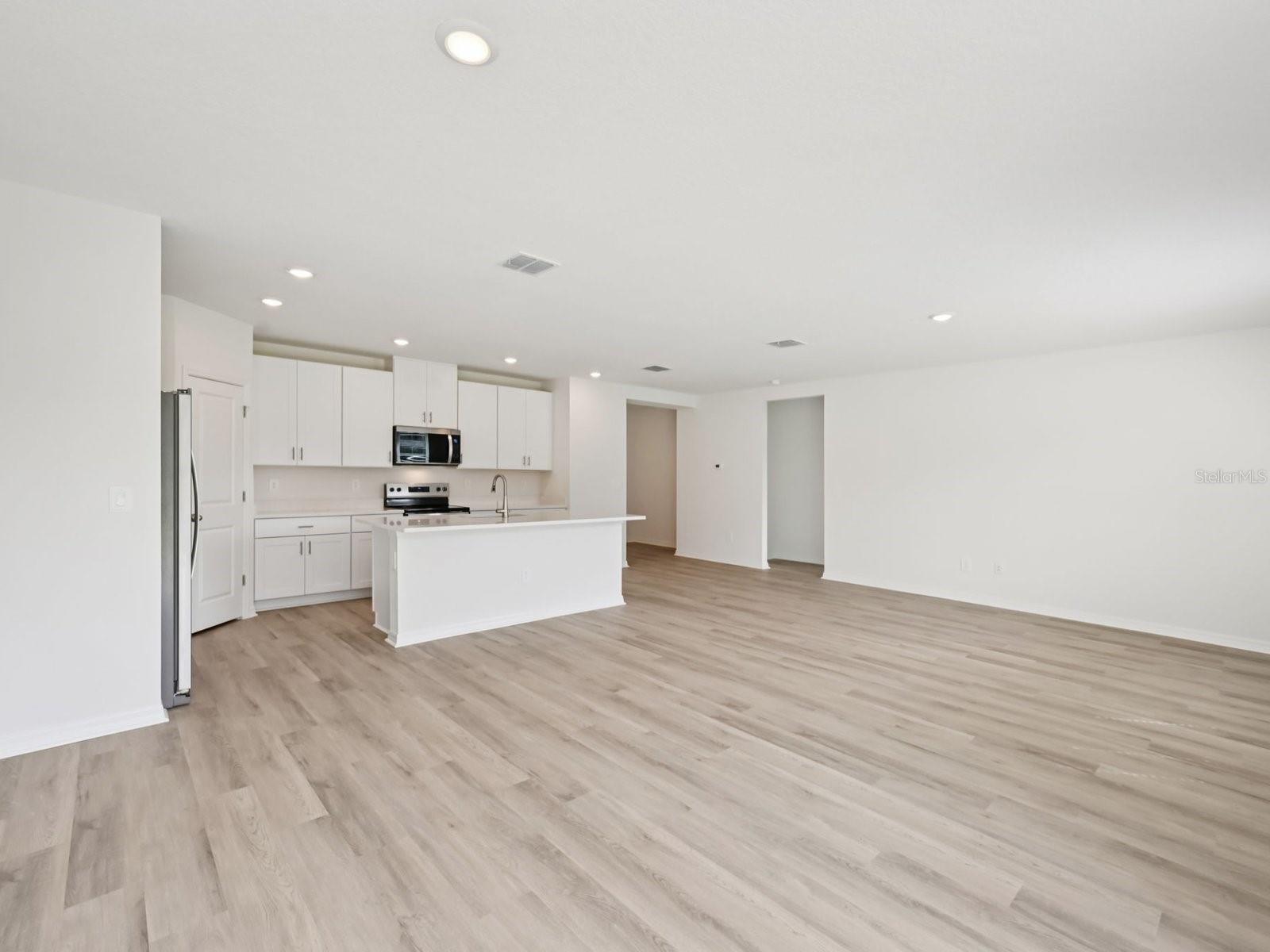 1688 COOLRIDGE PL