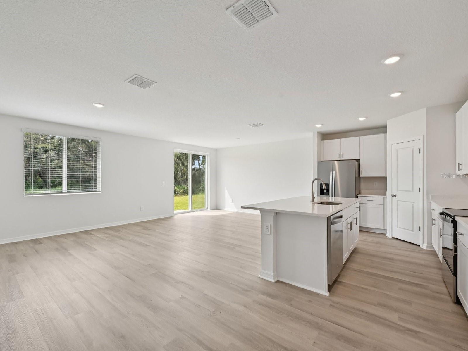 1688 COOLRIDGE PL