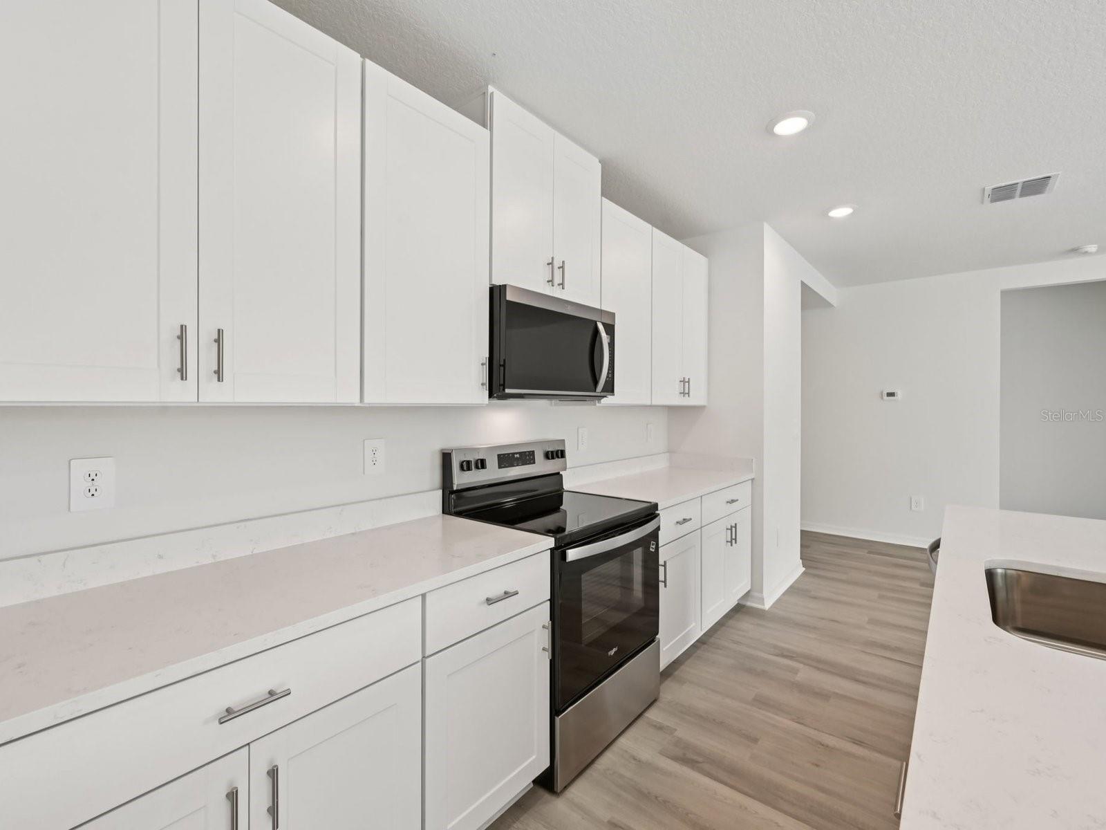 1688 COOLRIDGE PL