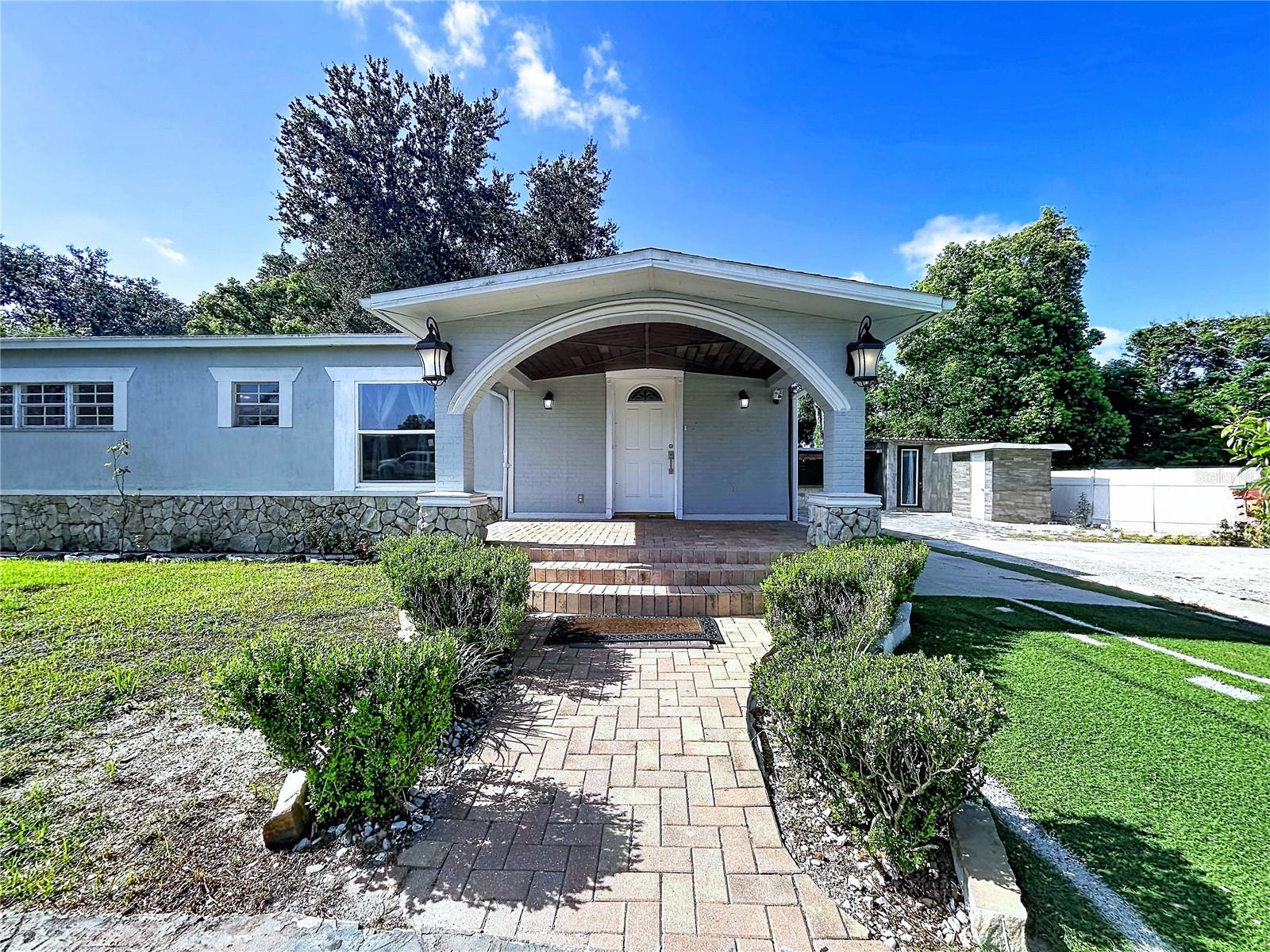 9507 SIX MILE CREEK RD