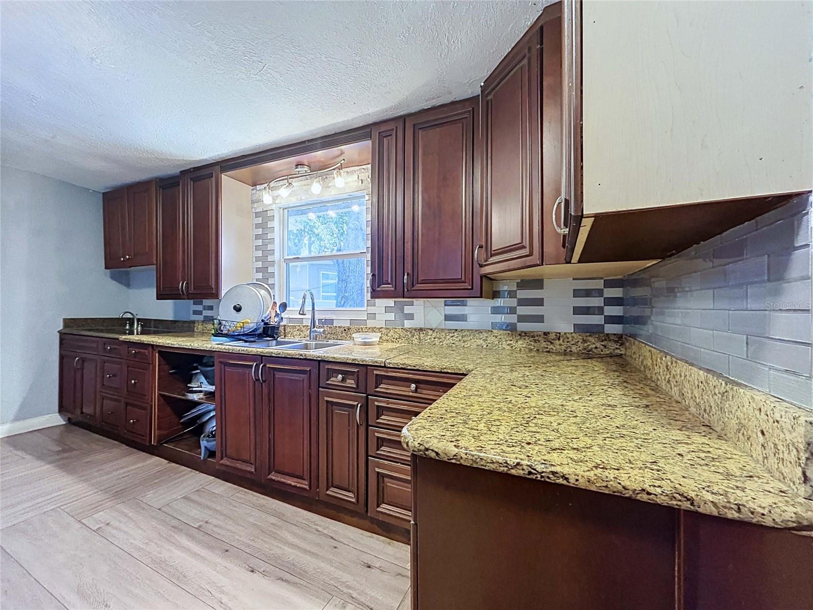 9507 SIX MILE CREEK RD