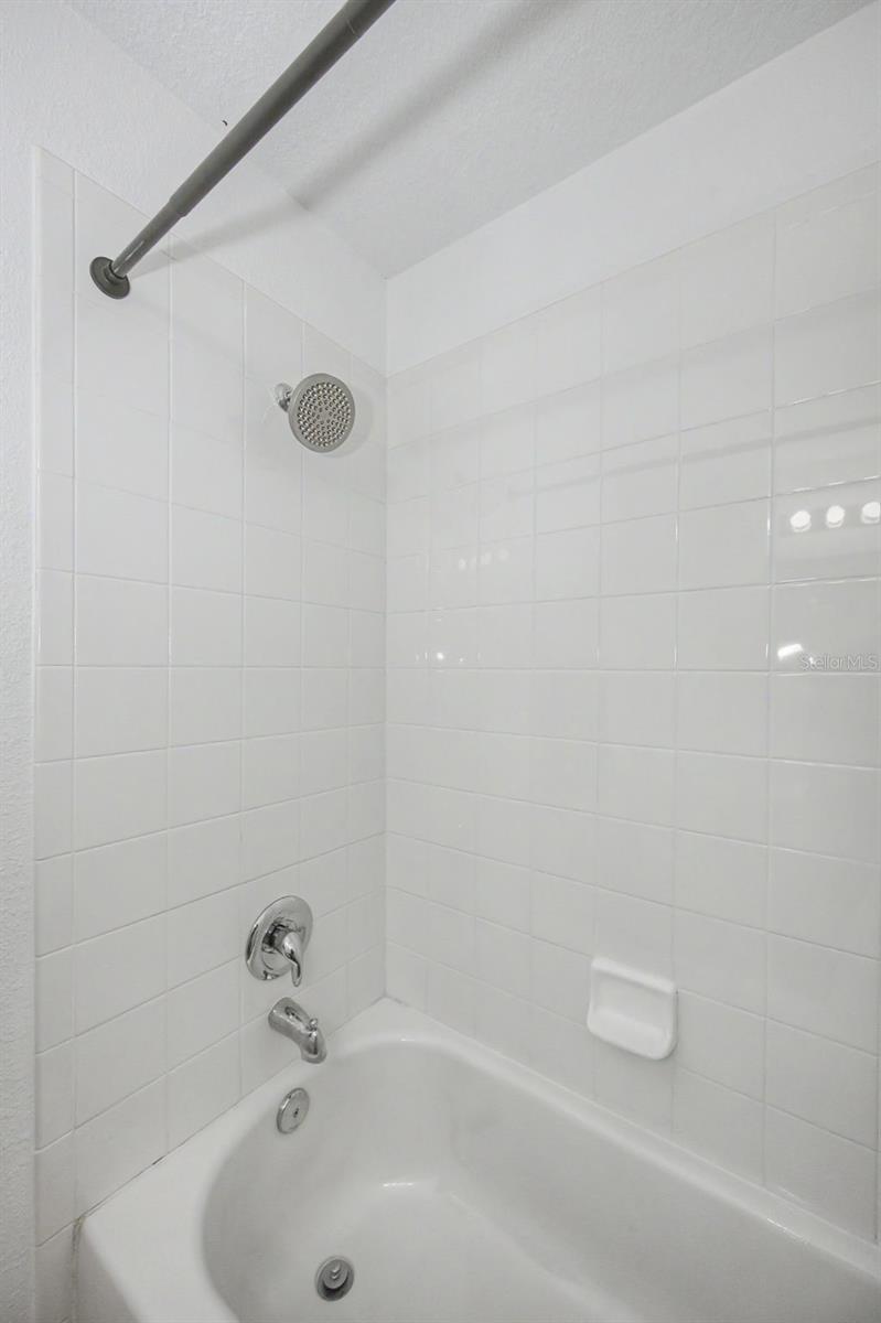 4909 ELIZABETH ANNE CIR