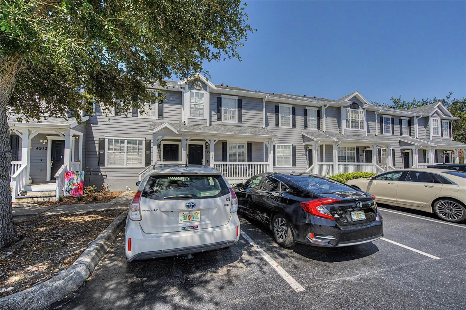 4909 ELIZABETH ANNE CIR