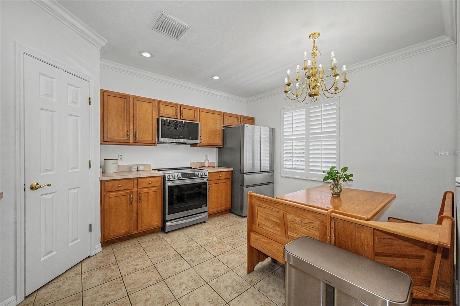 4909 ELIZABETH ANNE CIR