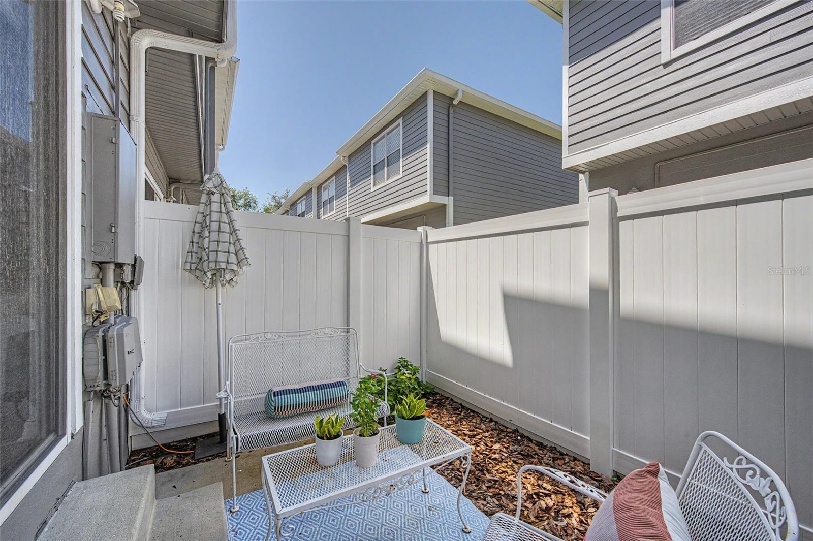 4909 ELIZABETH ANNE CIR