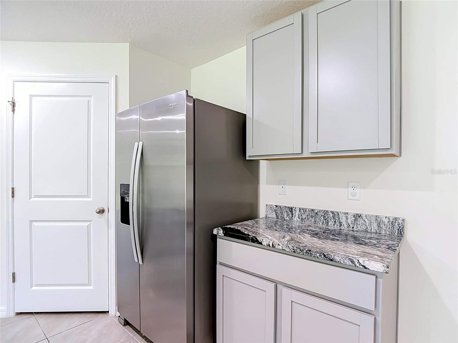 7737 ROSEWOOD GARDEN LOOP