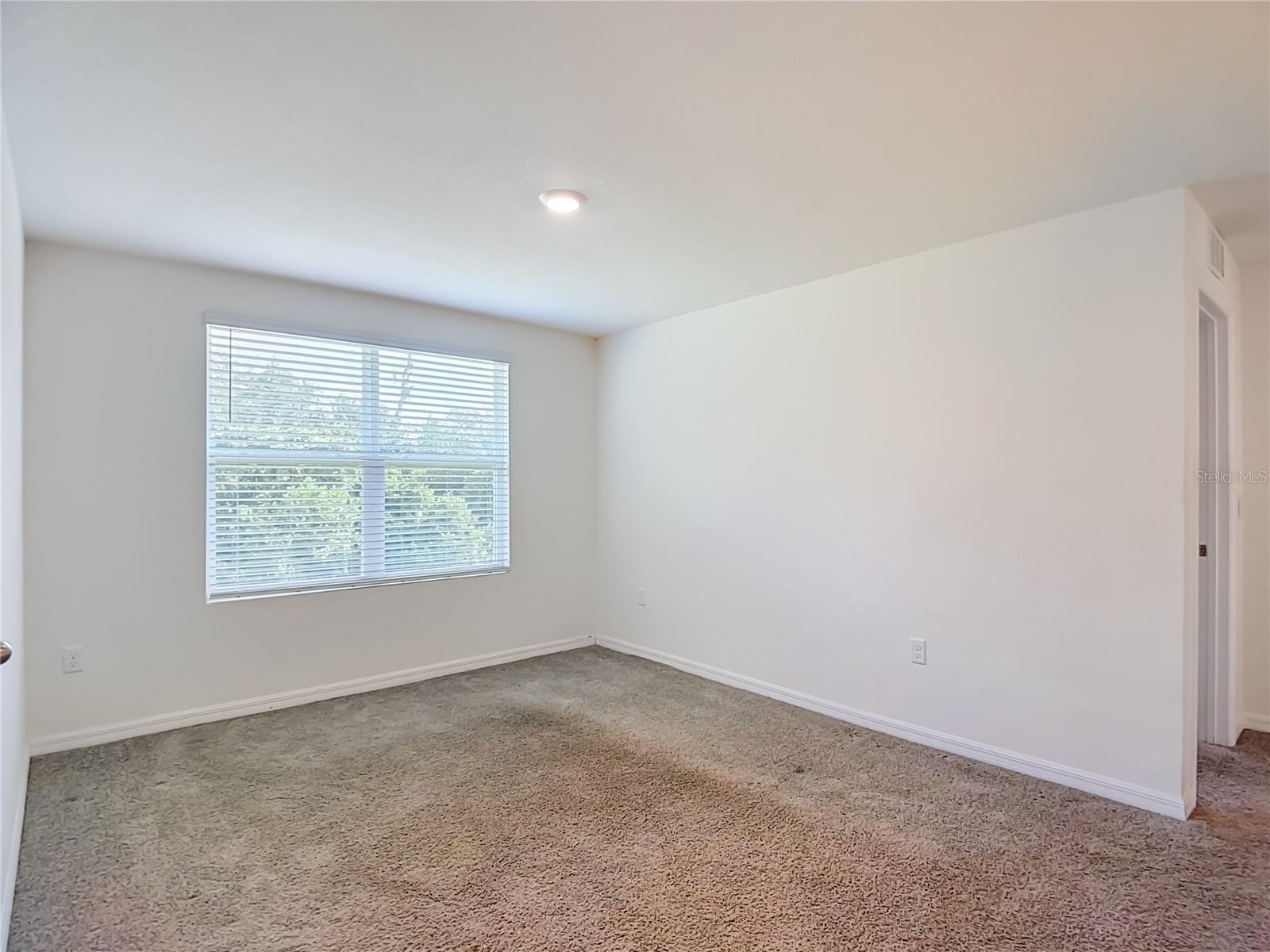 7737 ROSEWOOD GARDEN LOOP