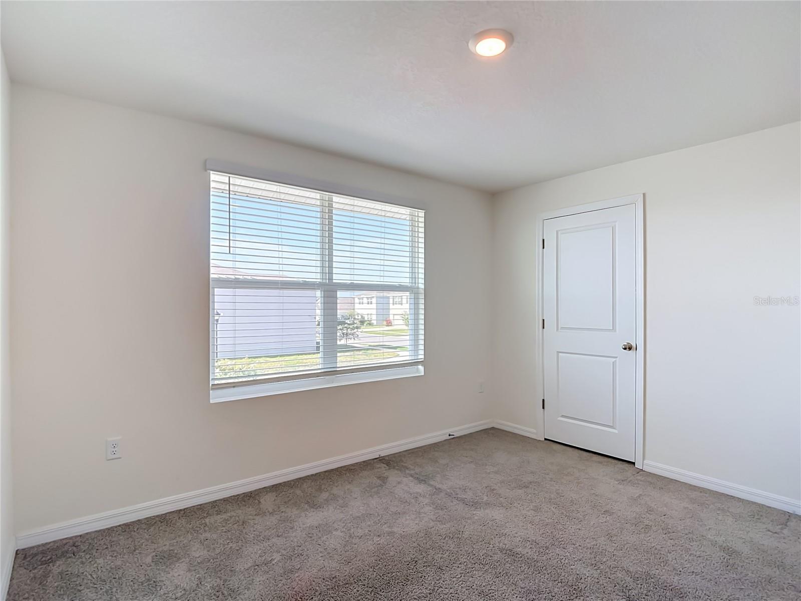 7737 ROSEWOOD GARDEN LOOP