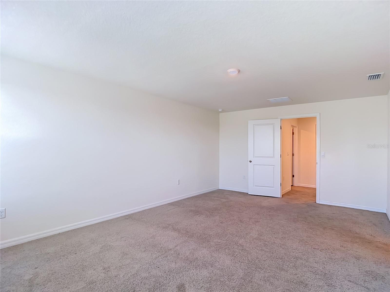 7737 ROSEWOOD GARDEN LOOP