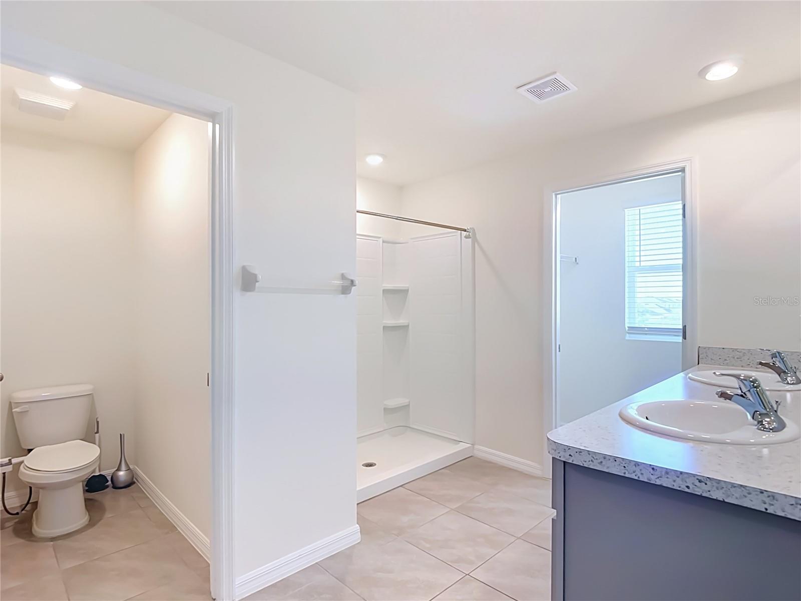 7737 ROSEWOOD GARDEN LOOP