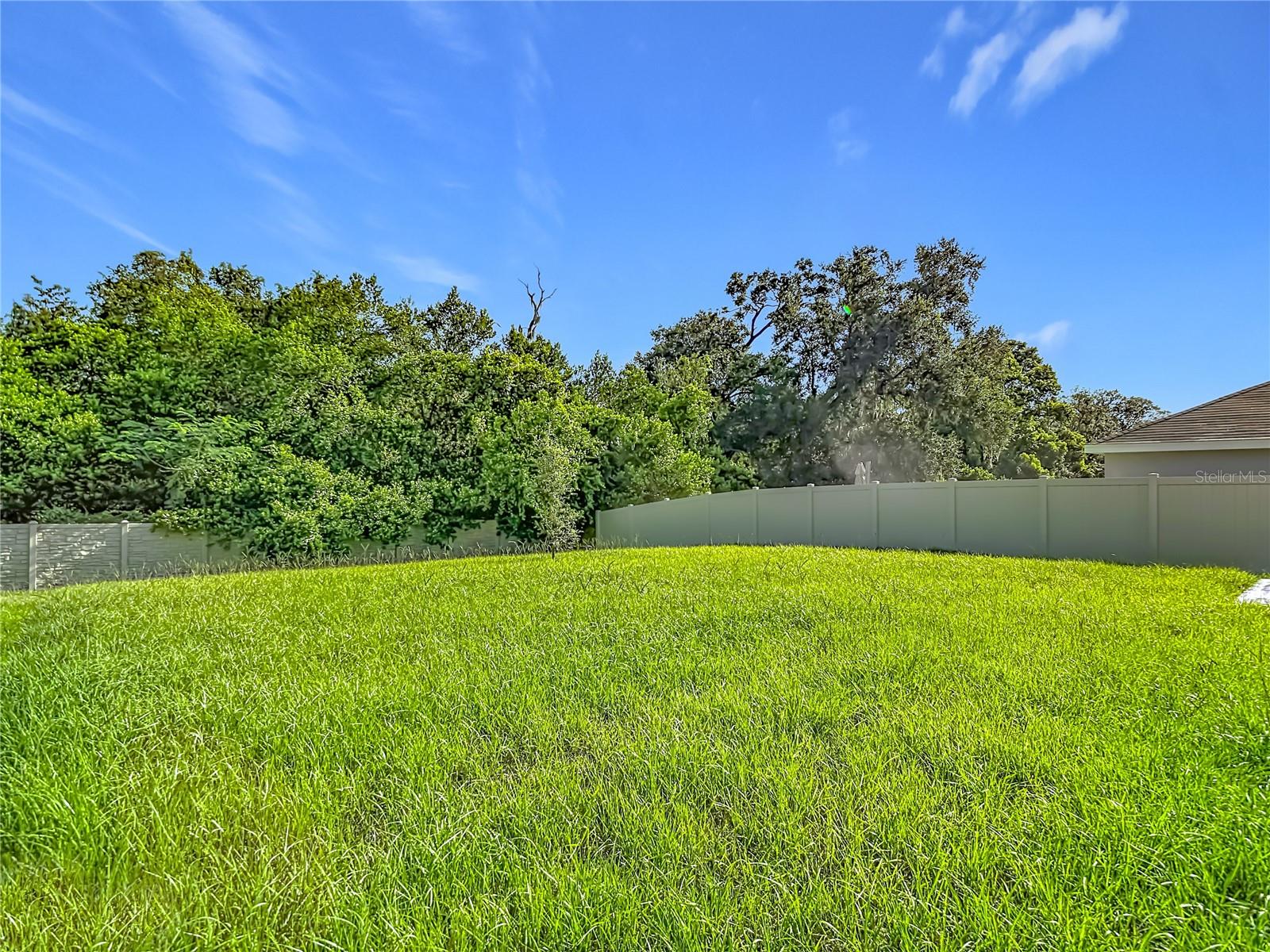 7737 ROSEWOOD GARDEN LOOP