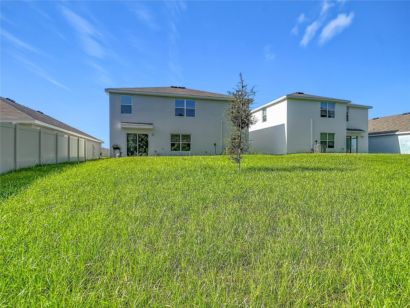 7737 ROSEWOOD GARDEN LOOP