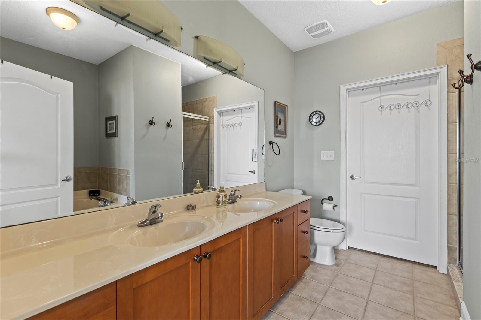 6319 SUNSET BAY CIR