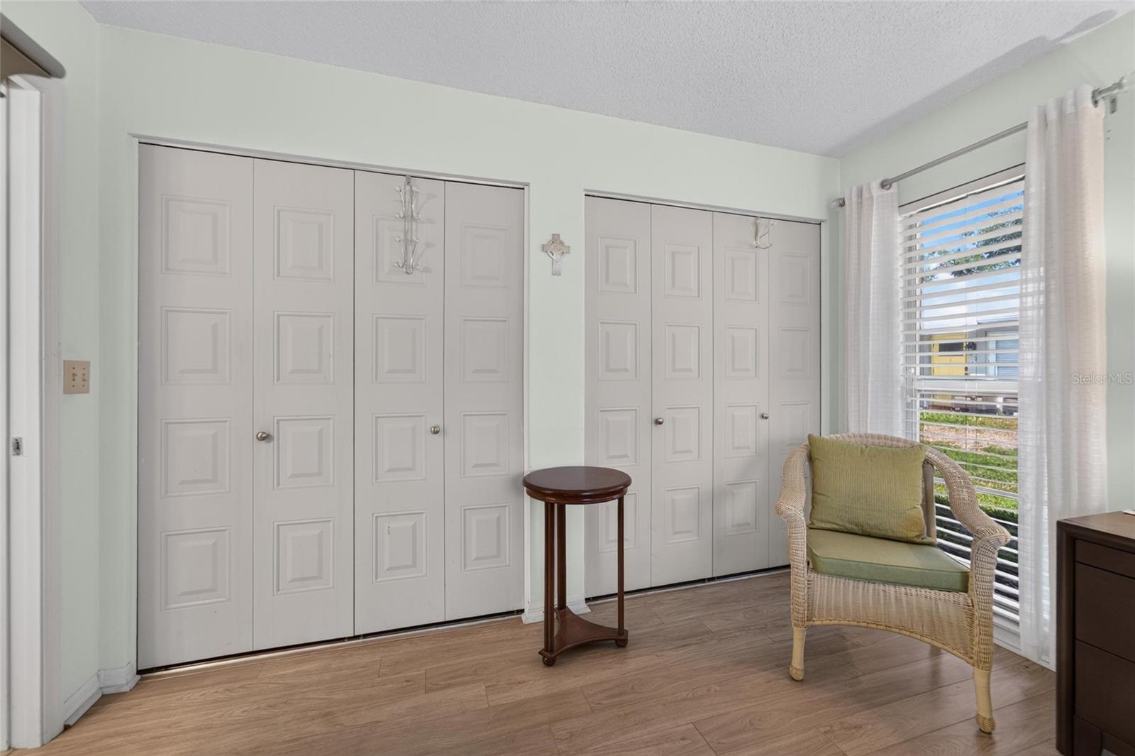 401 DE GRASSE PL #21