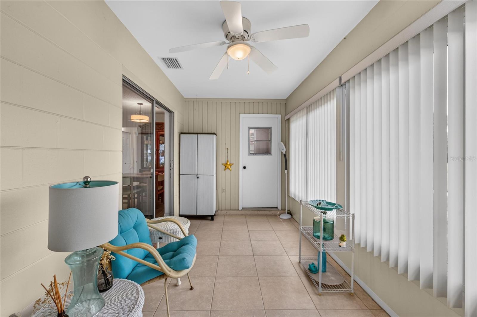 401 DE GRASSE PL #21