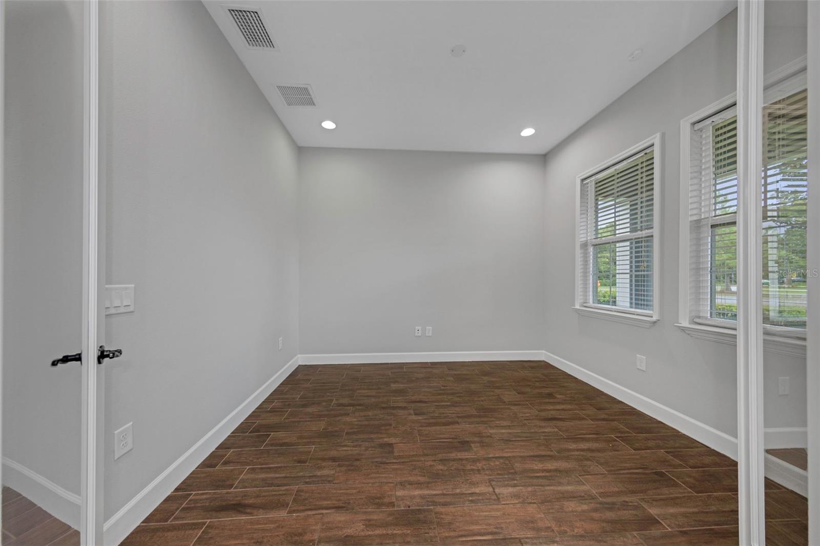 17807 HOWSMOOR PL