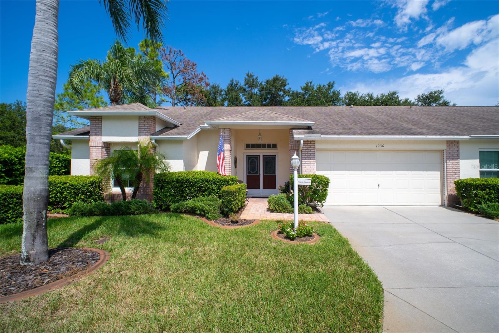 1236 Flora Vista St, Trinity