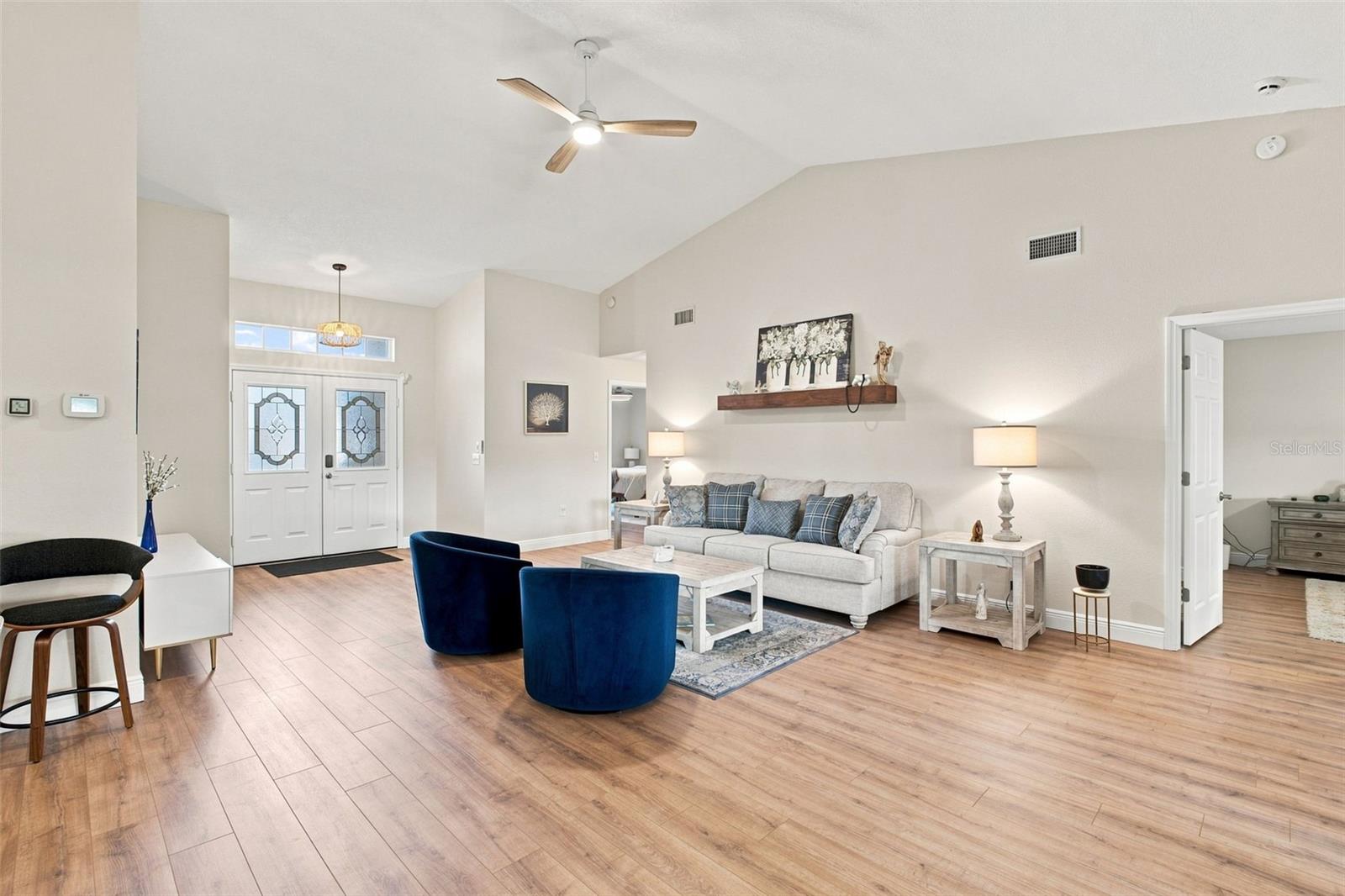 1236 FLORA VISTA ST