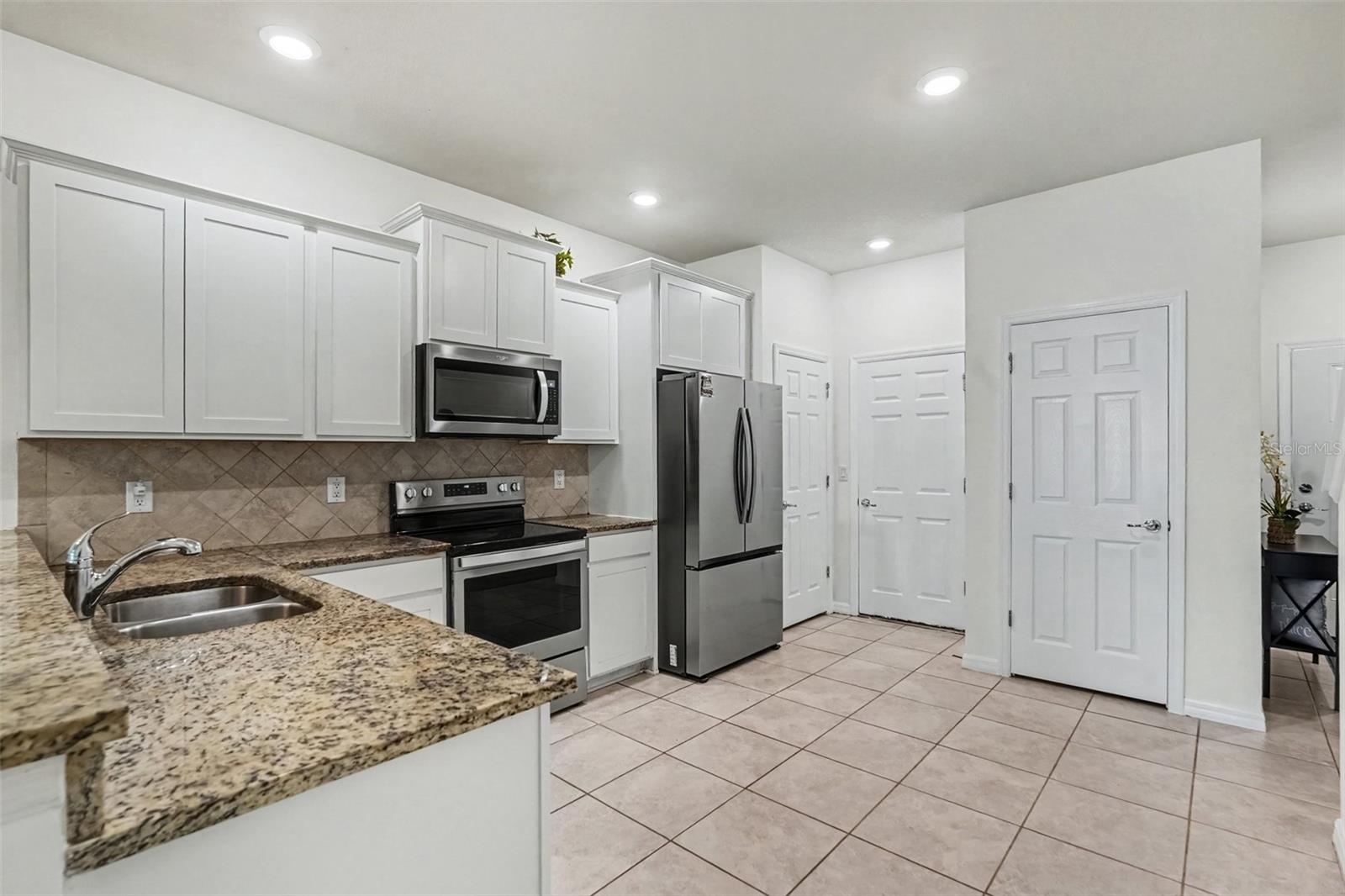 5026 SYLVESTER LOOP