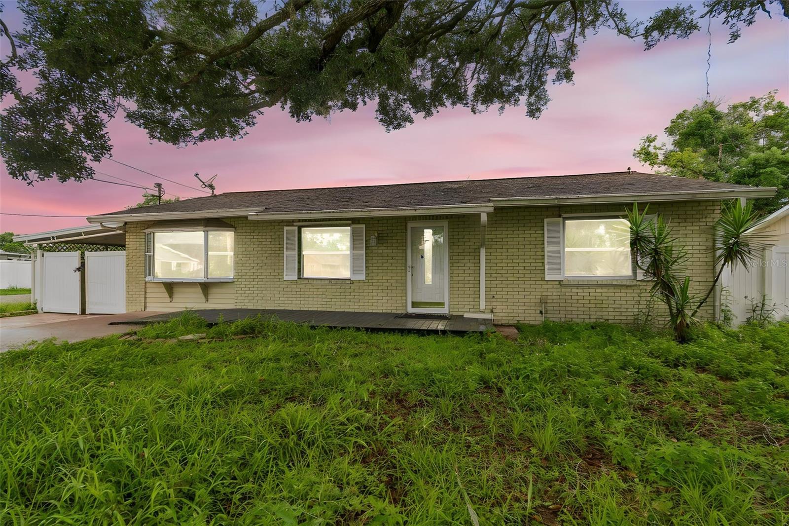 38621 North Ave, Zephyrhills