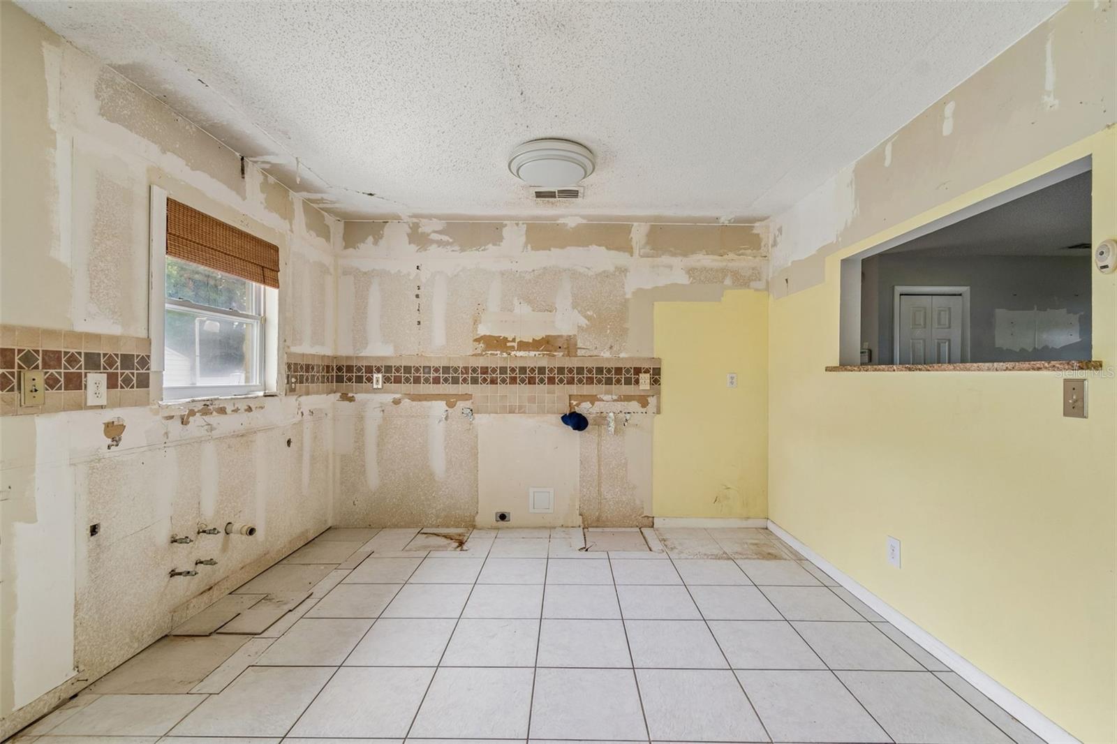 38621 NORTH AVE