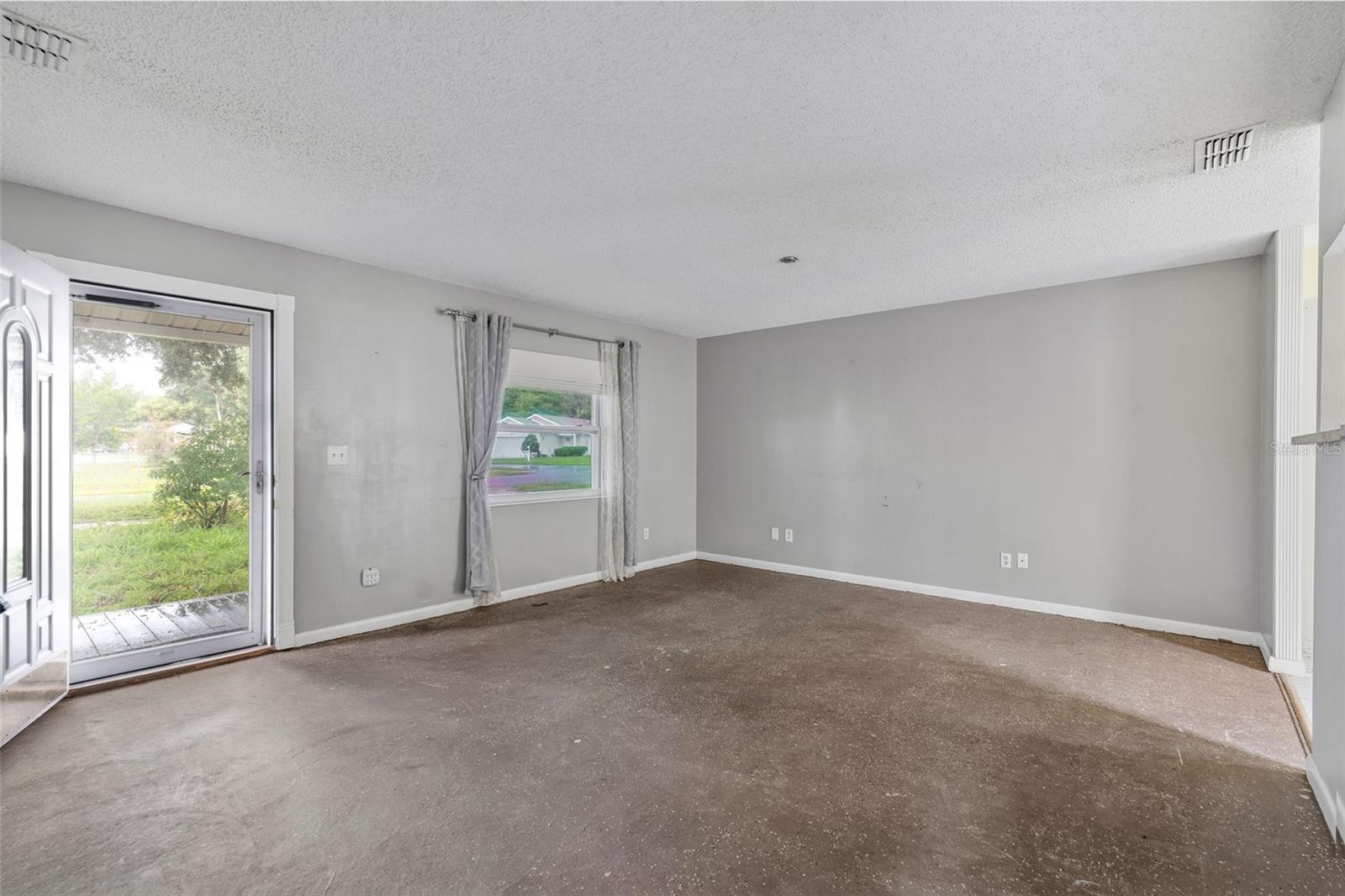38621 NORTH AVE