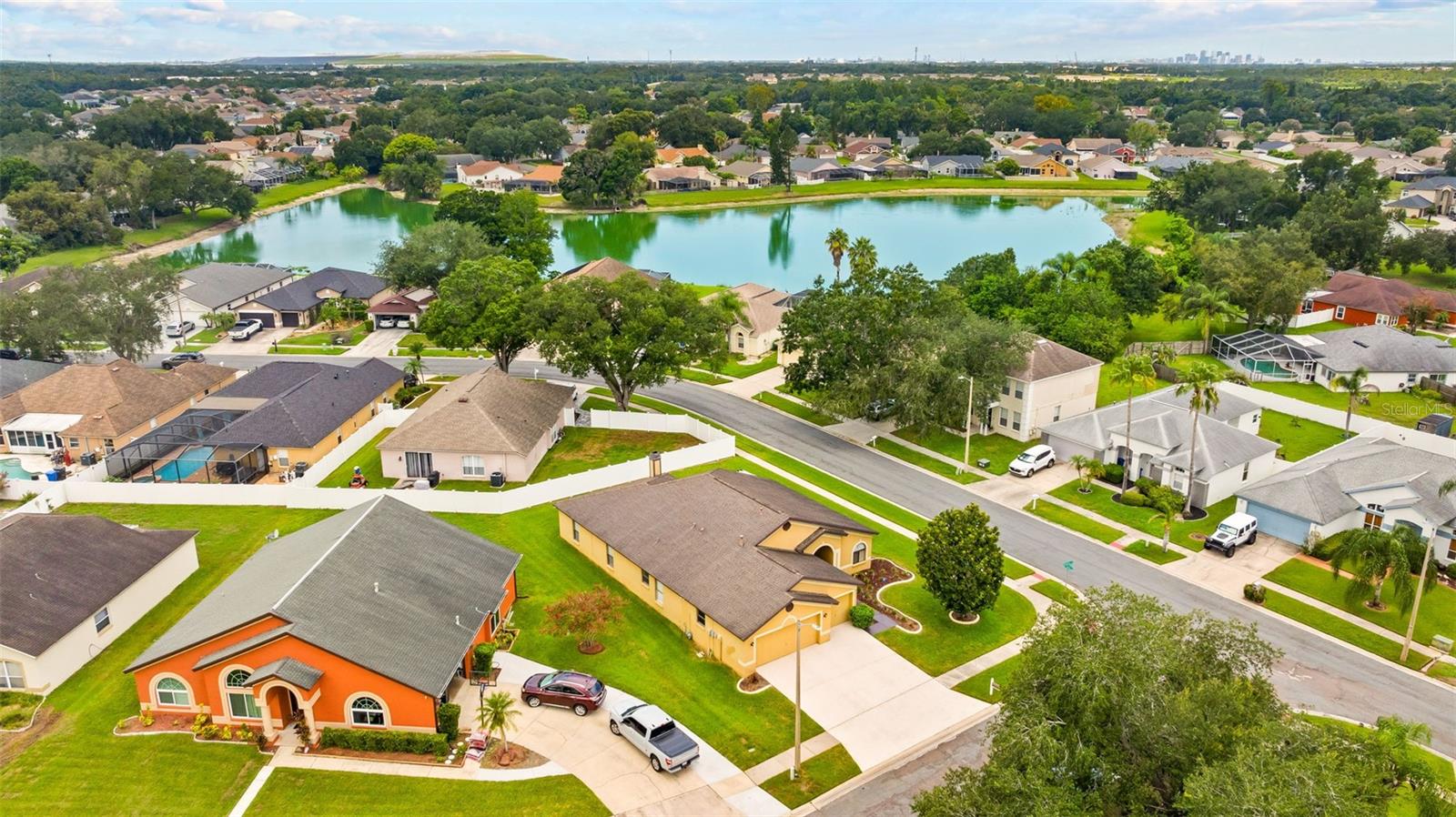 1803 CATTLEMAN DR