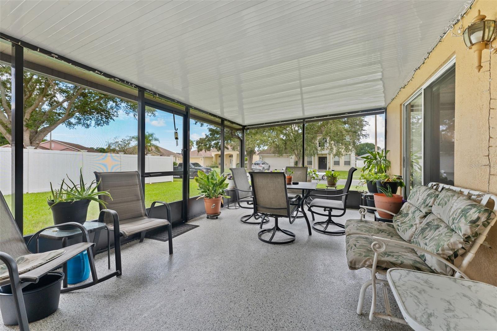 1803 CATTLEMAN DR