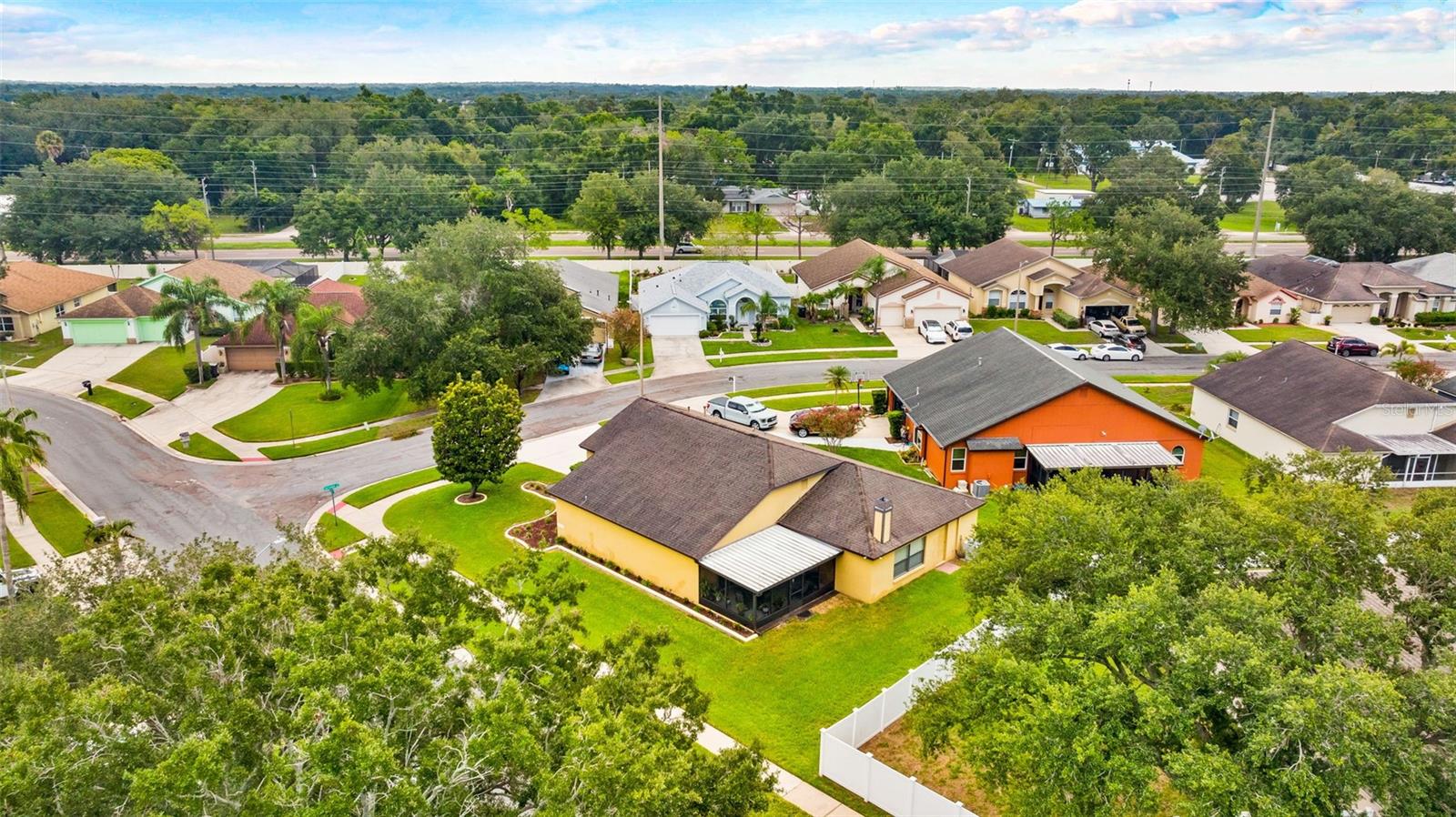 1803 CATTLEMAN DR