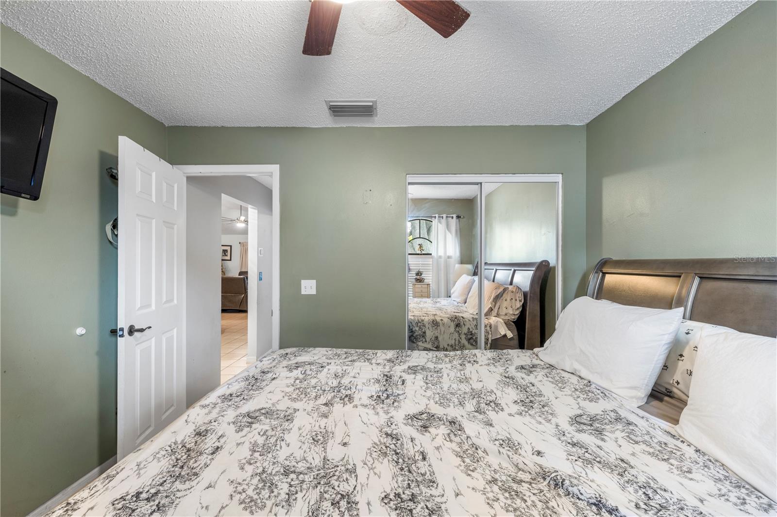 1215 RINKFIELD PL