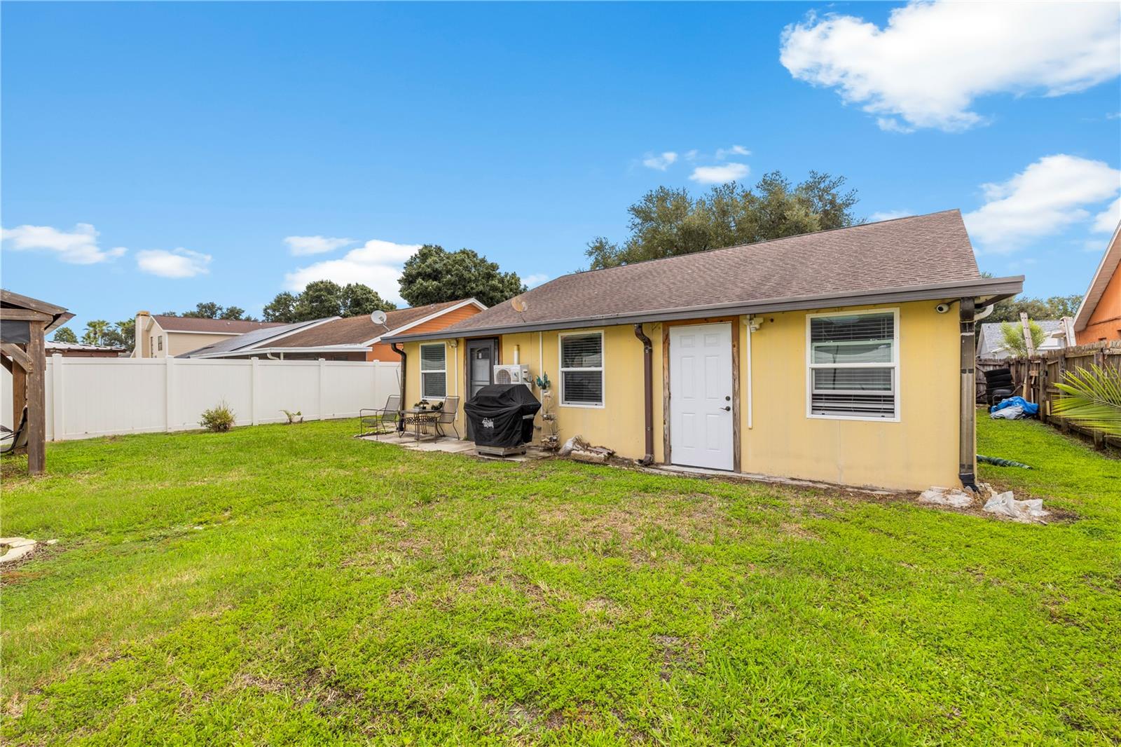 1215 RINKFIELD PL