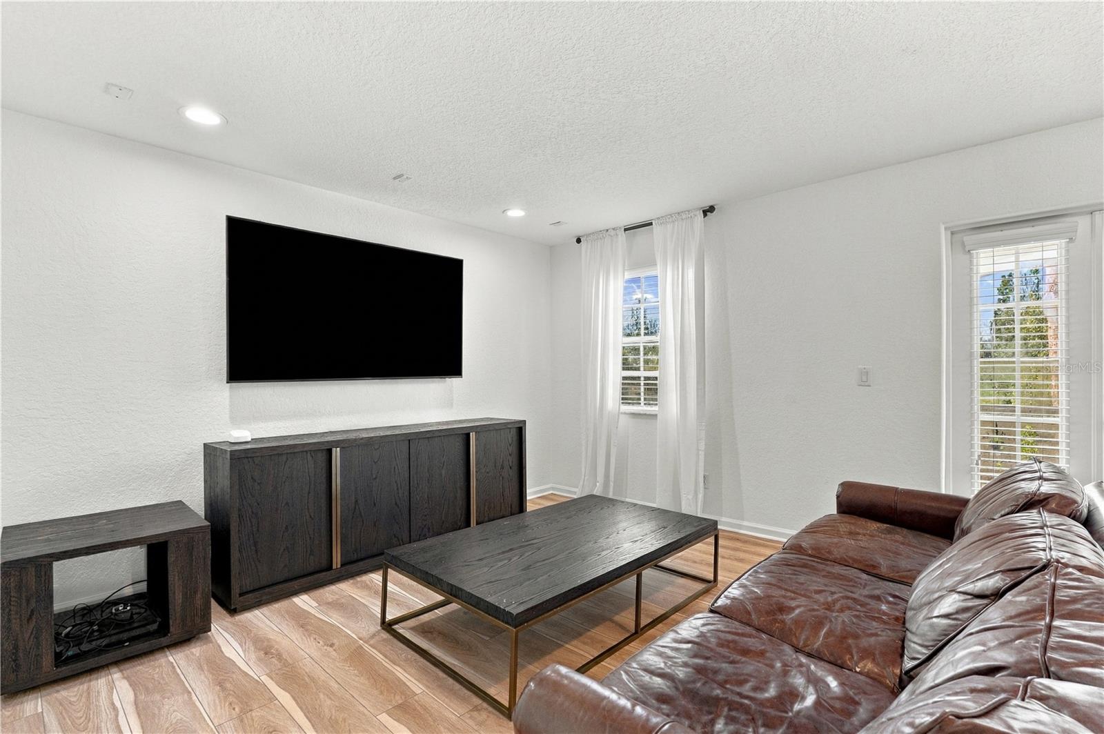 27245 ROSELING CT