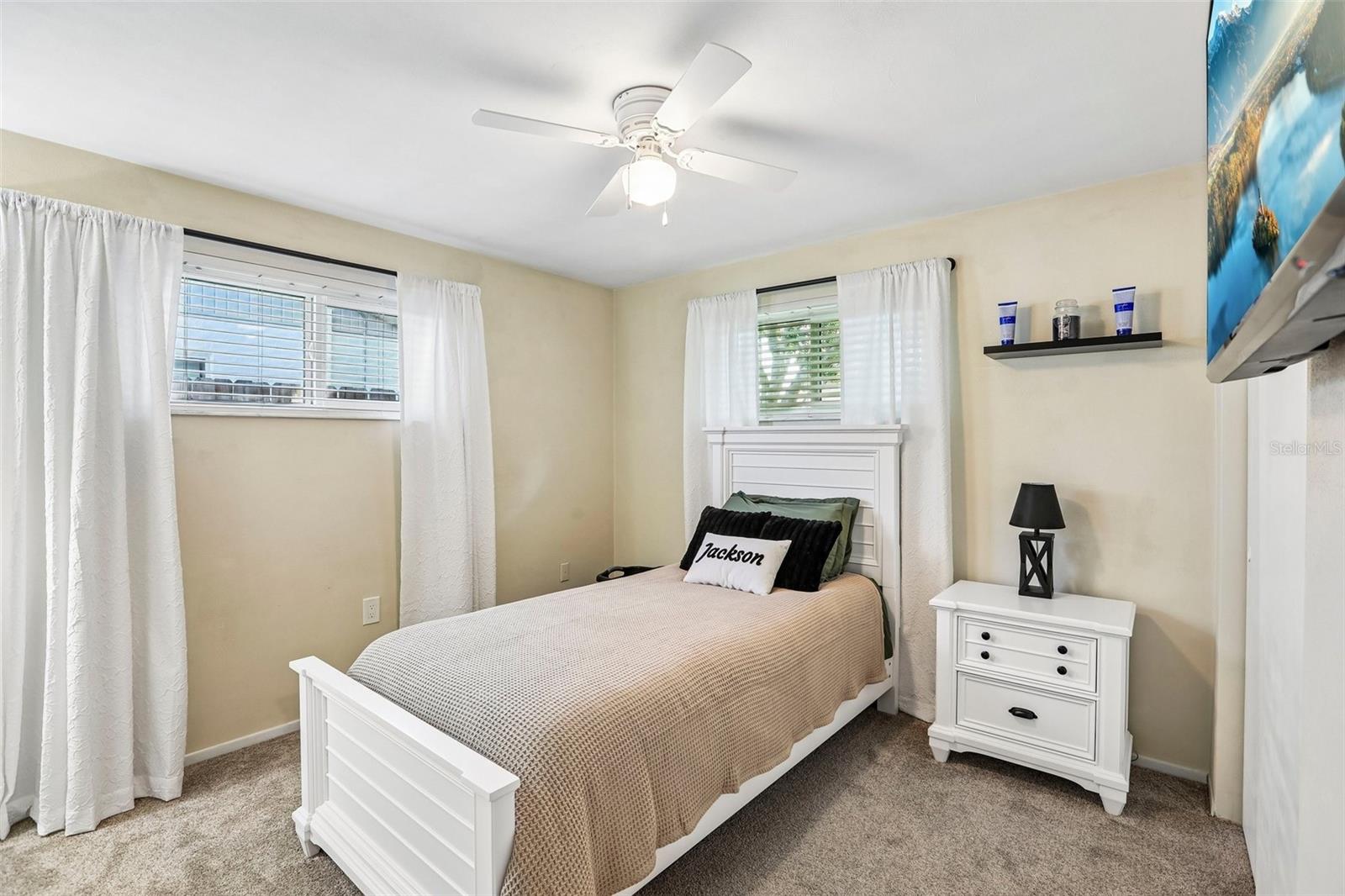 3420 PALOMA DR