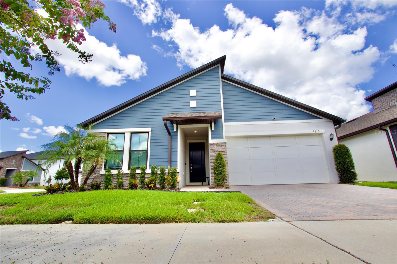 9723 Coneflower Ct, Land O Lakes