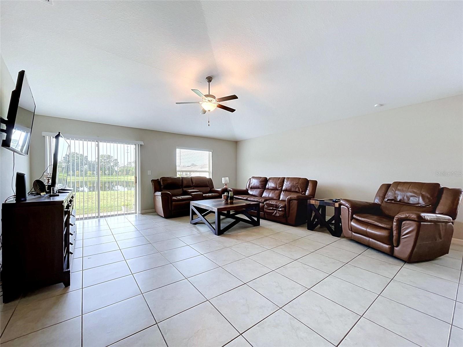 1565 COLDING DR