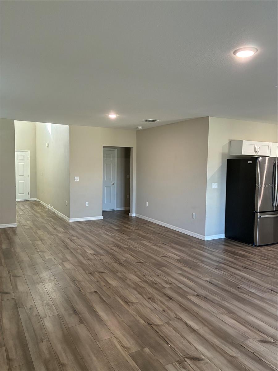 7553 PEACE LILY AVE