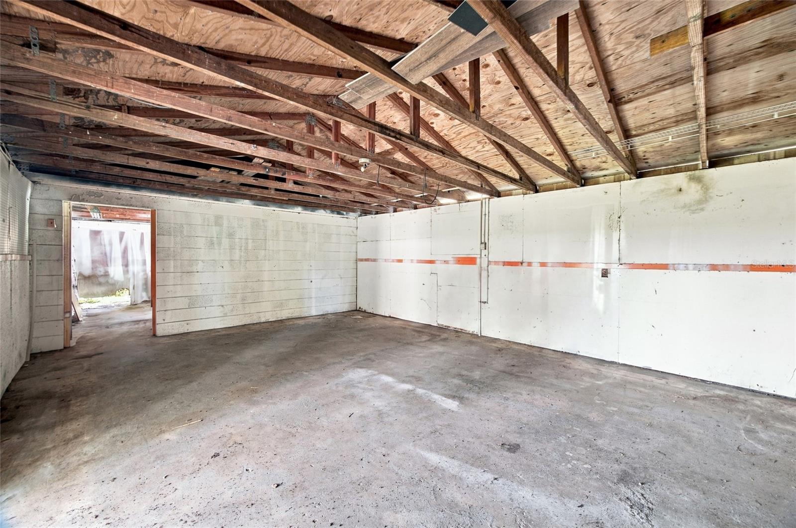 5106 THONOTOSASSA RD