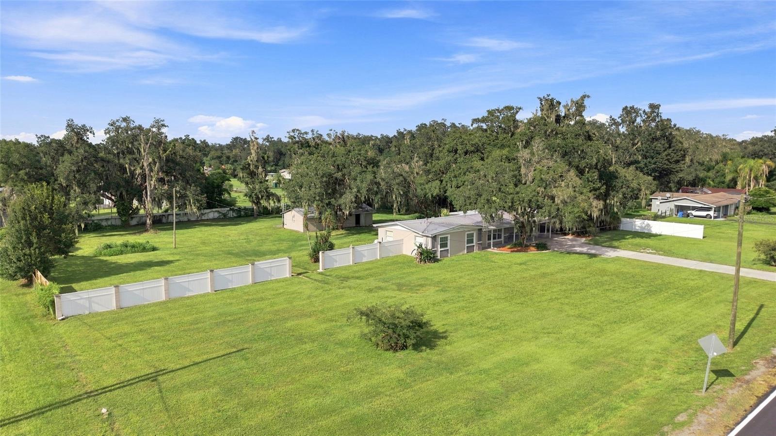 5106 THONOTOSASSA RD