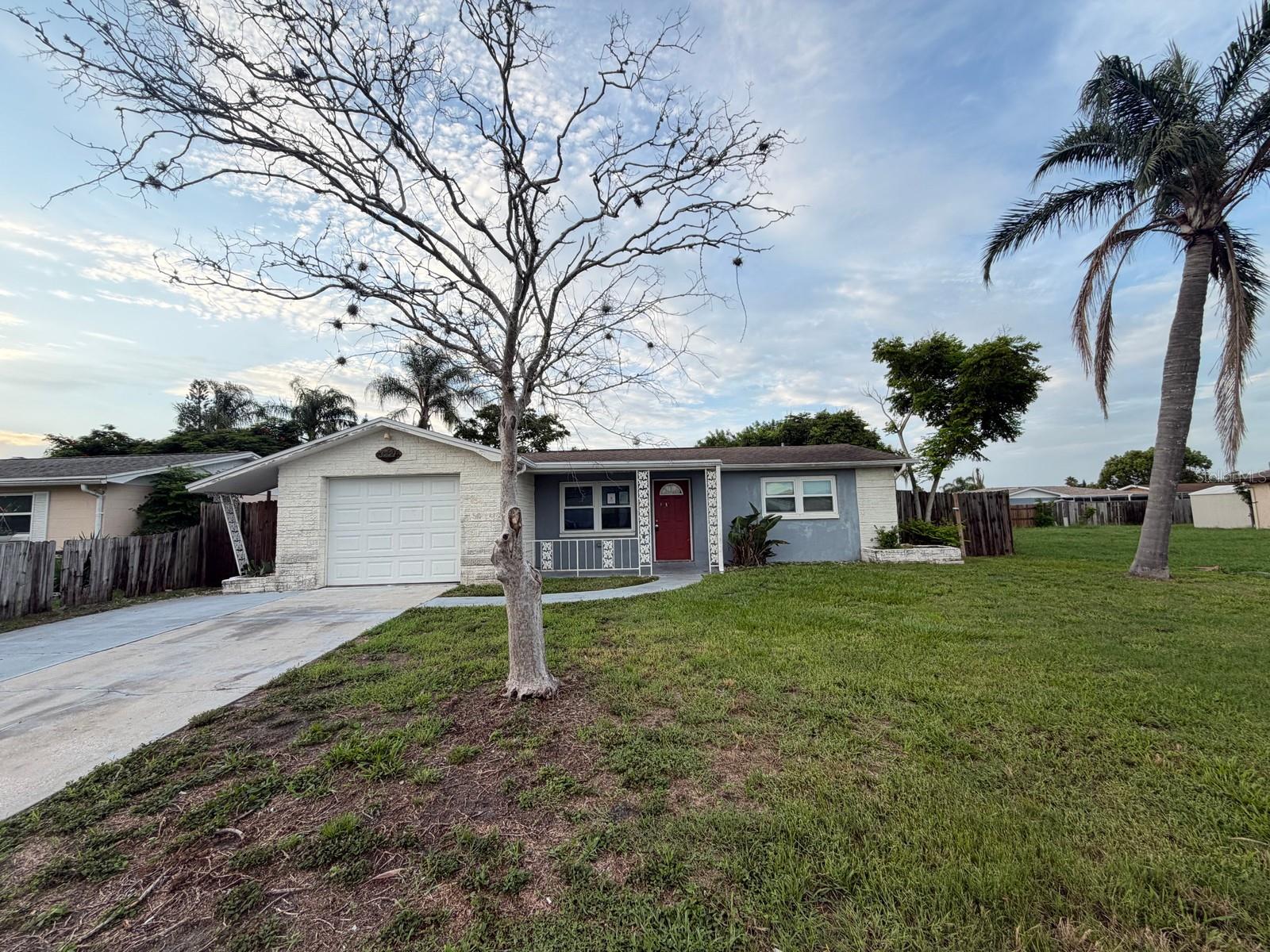 3221 Roxbury Dr, Holiday