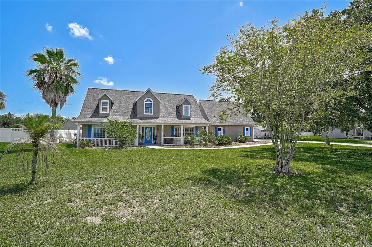 8814 Riverlachen Way, Riverview