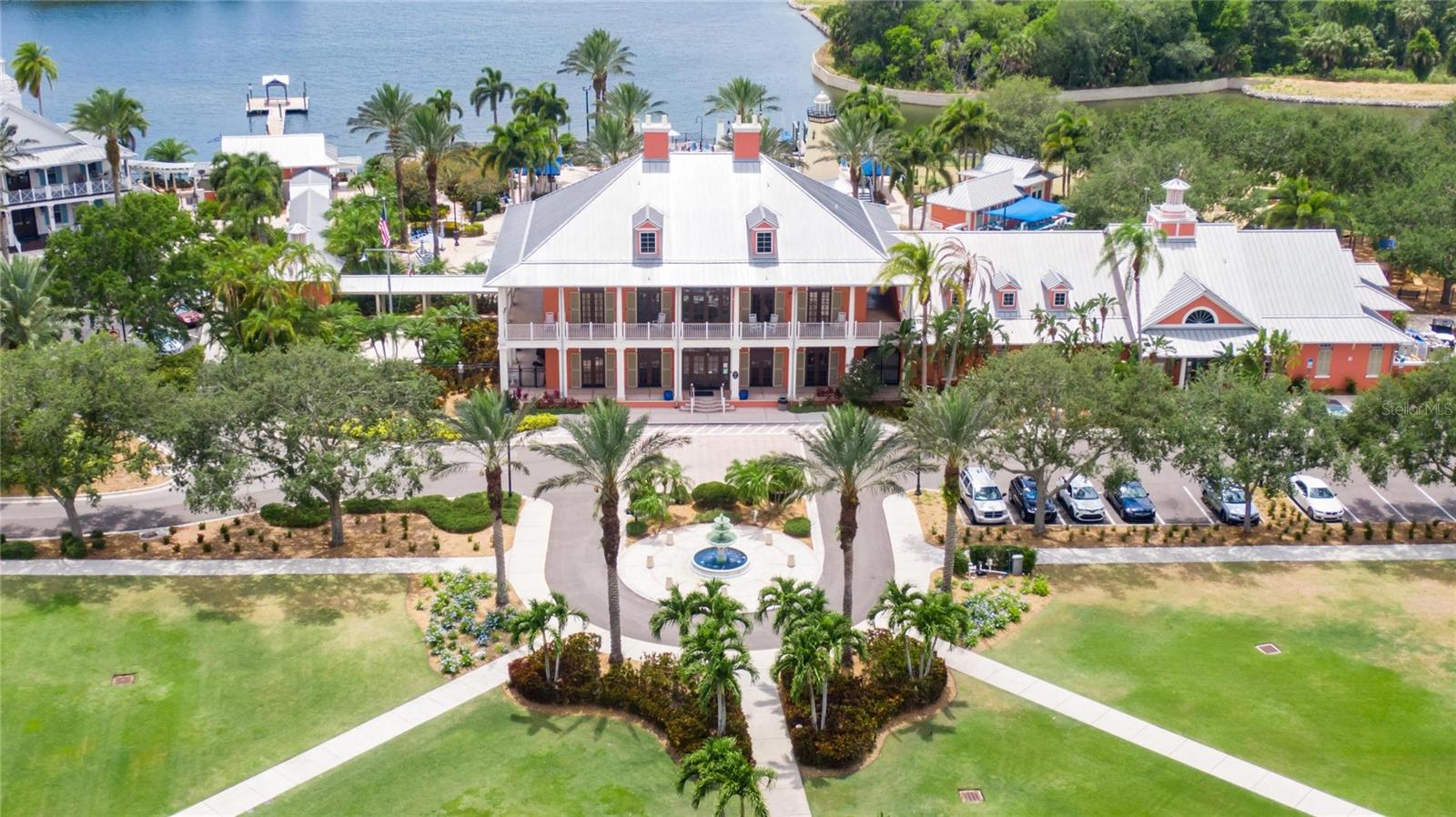 5318 GOLDEN ISLES DR