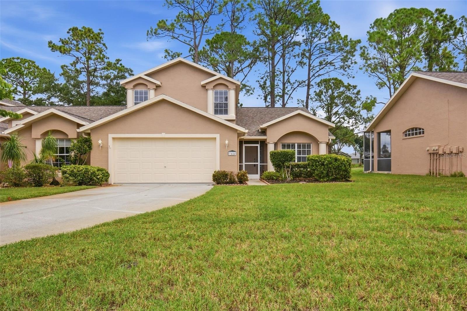 7444 MOORGATE CT
