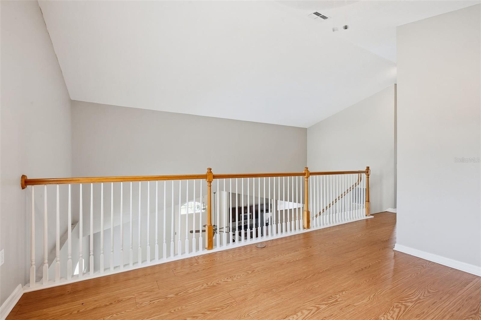 7444 MOORGATE CT