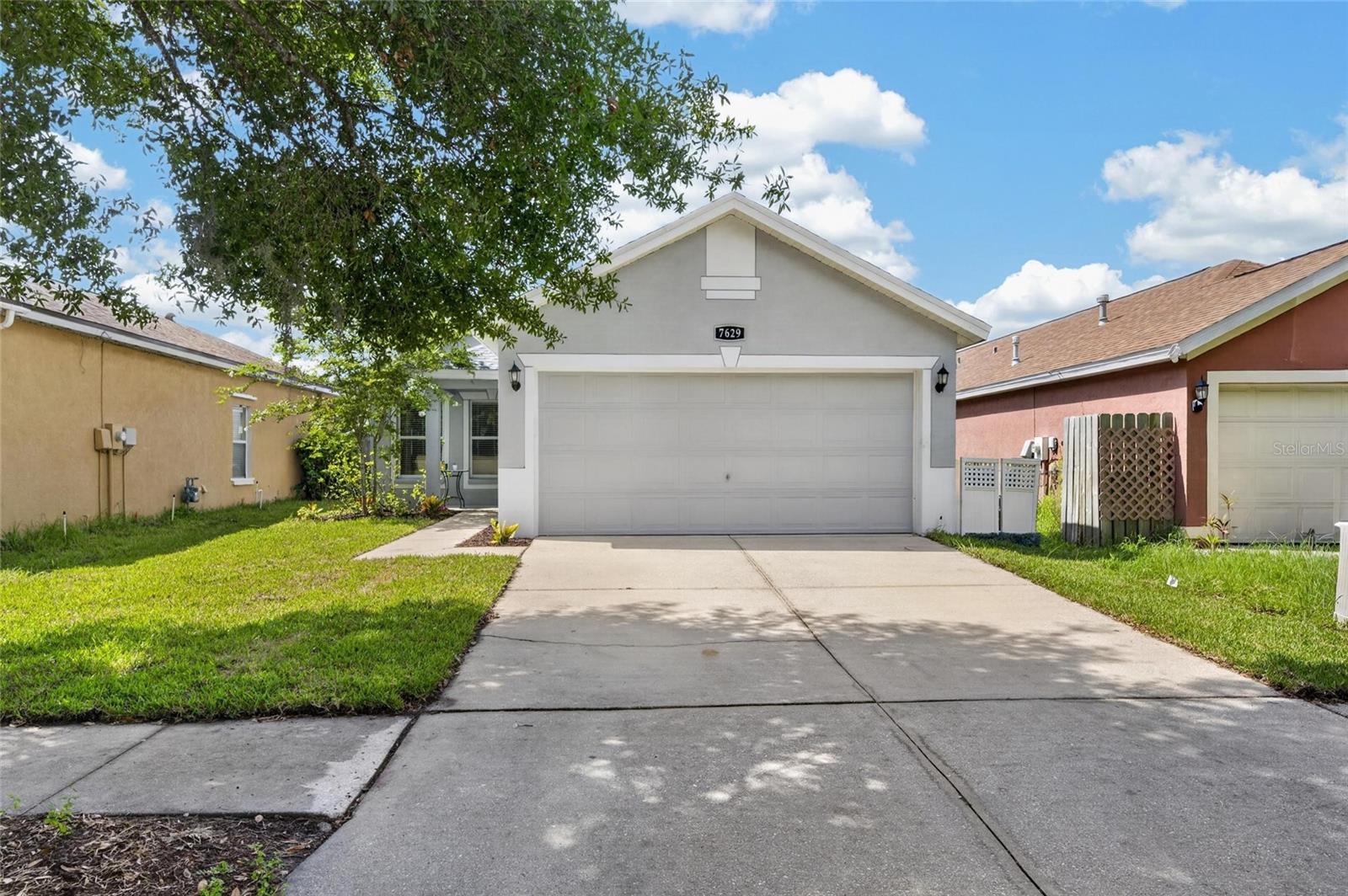 7629 Devonbridge Garden Way, Apollo Beach