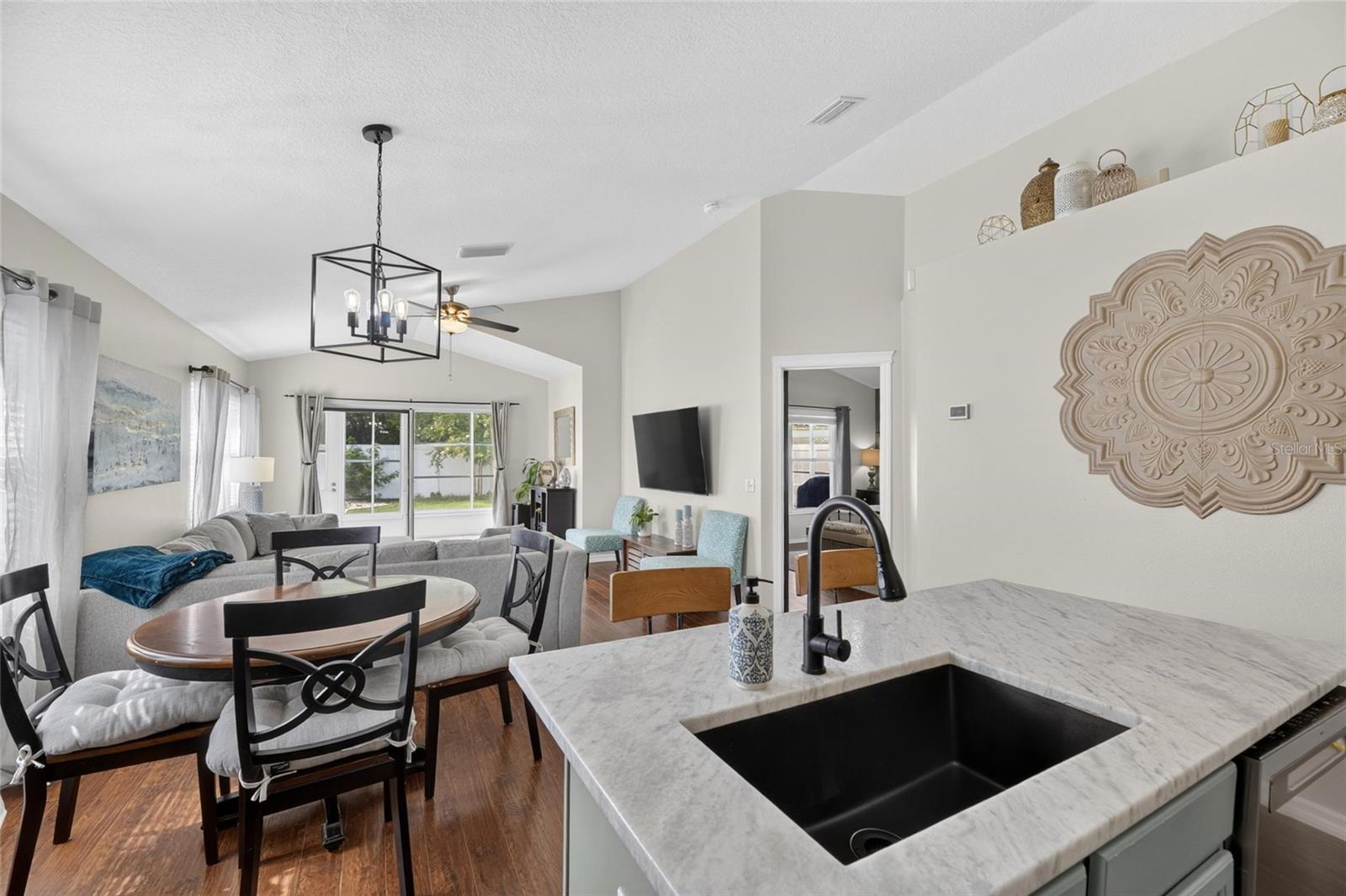 7629 DEVONBRIDGE GARDEN WAY