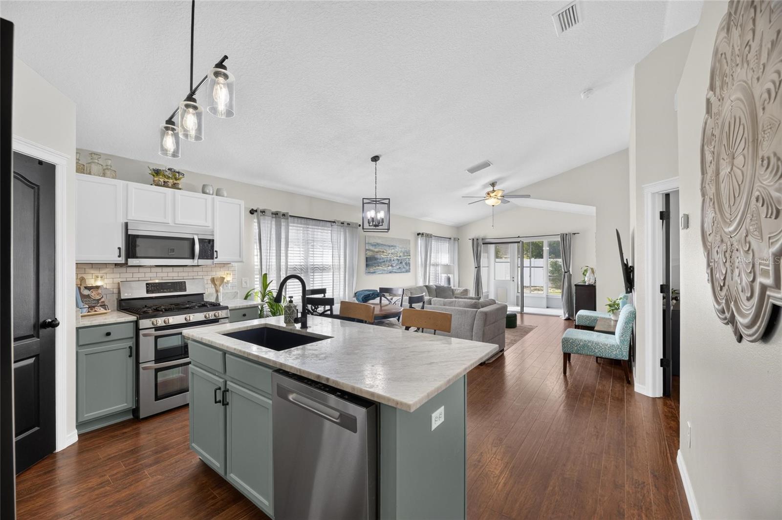 7629 DEVONBRIDGE GARDEN WAY