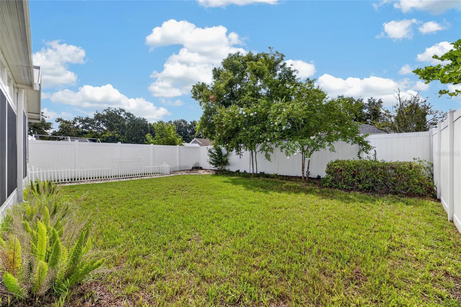 7629 DEVONBRIDGE GARDEN WAY